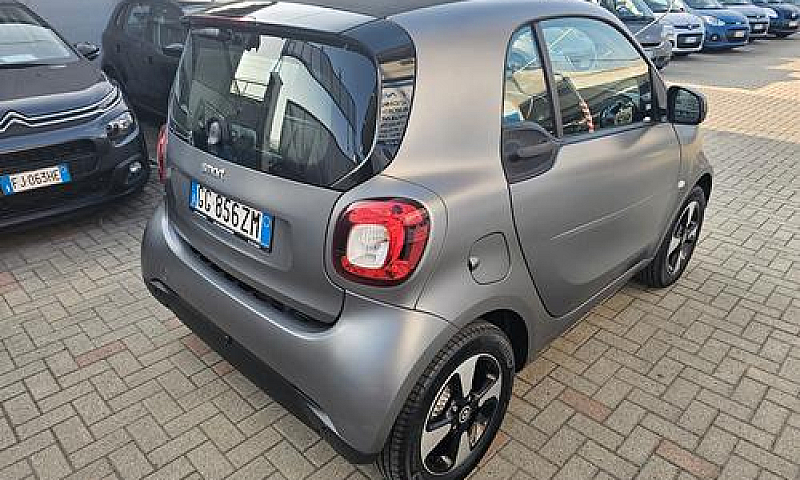 Smart Fortwo Eq Pass...