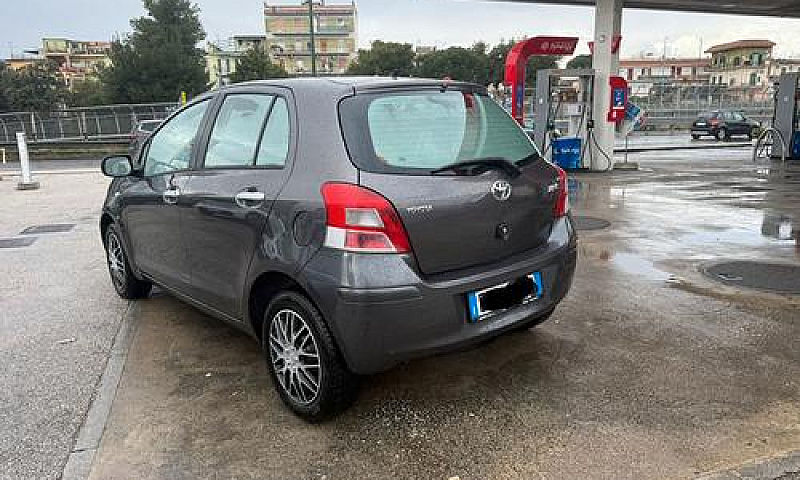 Toyota Yaris 1.0B 20...