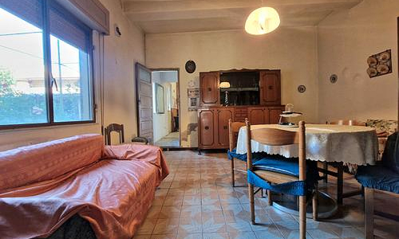 Casa Semindipendente...