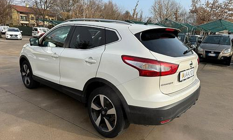Nissan Qashqai 1.2 B...