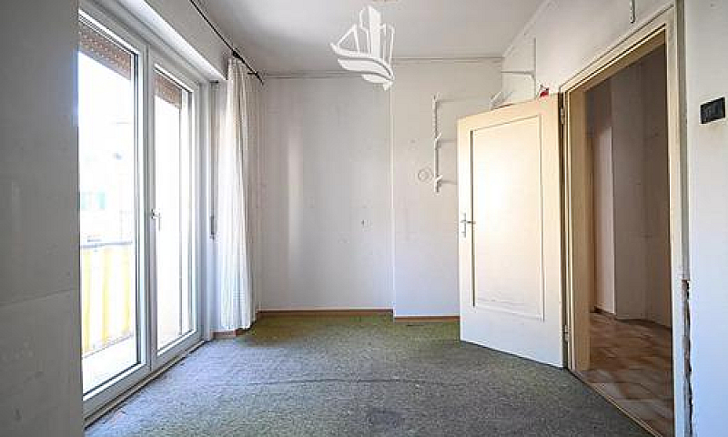 Lana: Trilocale Da R...