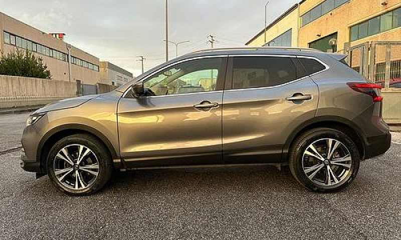 Nissan Qashqai 1.3 D...