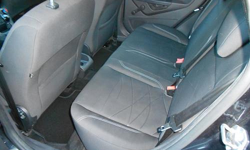 Ford Fiesta 1.4 5P. ...