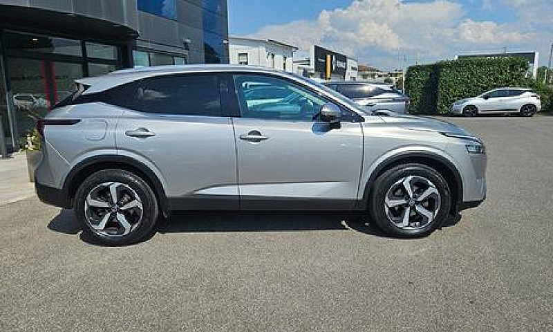 Nissan Qashqai 1.3 D...