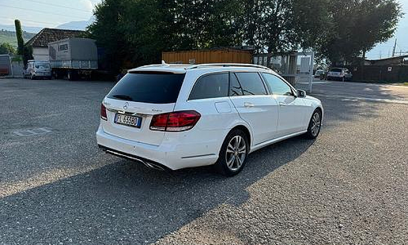 Mercedes-Benz E 250 ...