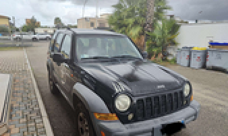 Jeep Cherokee 2.8 Cr...