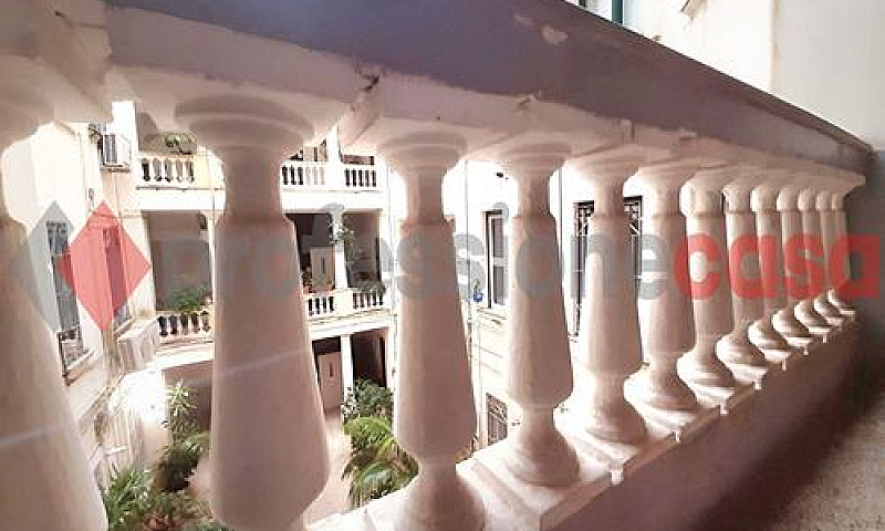 Salerno Centro- Rifi...