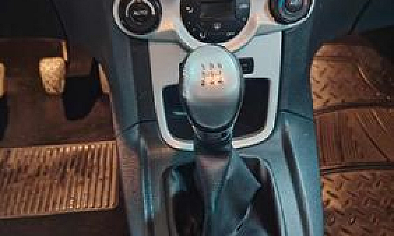 Ford Fiesta 1.2 82 C...