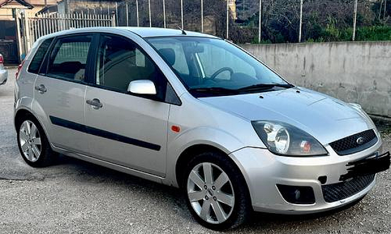 Ford Fiesta 1.2 Ghia...
