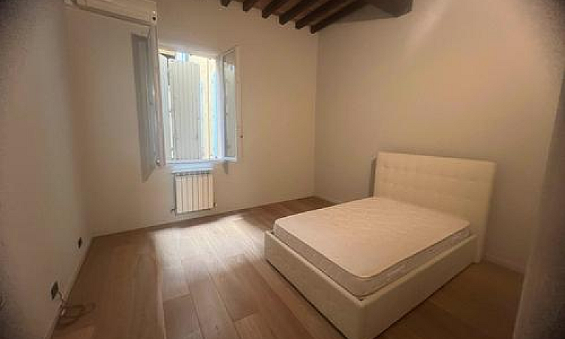 2 Camere Matrimonial...