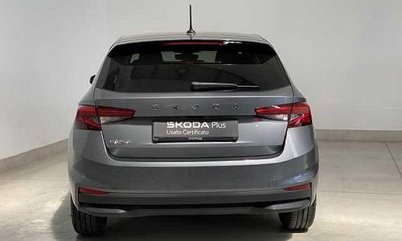 Skoda Fabia 1.0 Tsi ...
