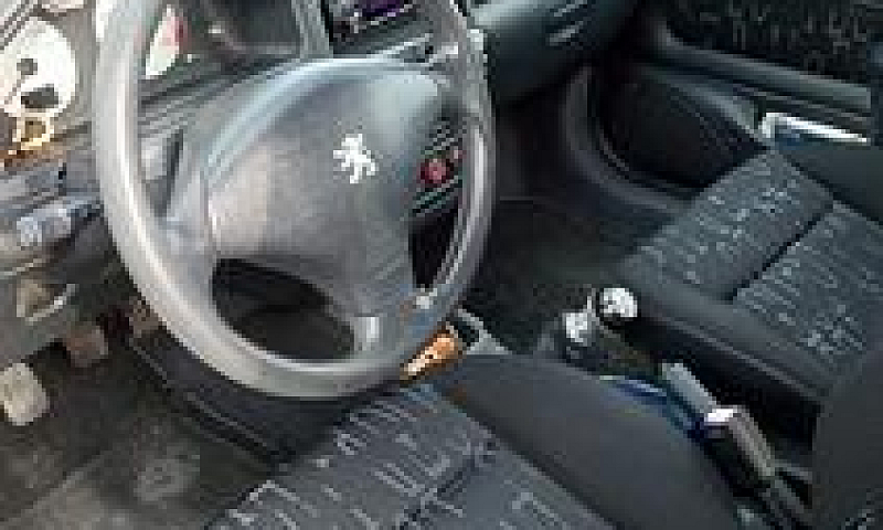 Peugeot 106...