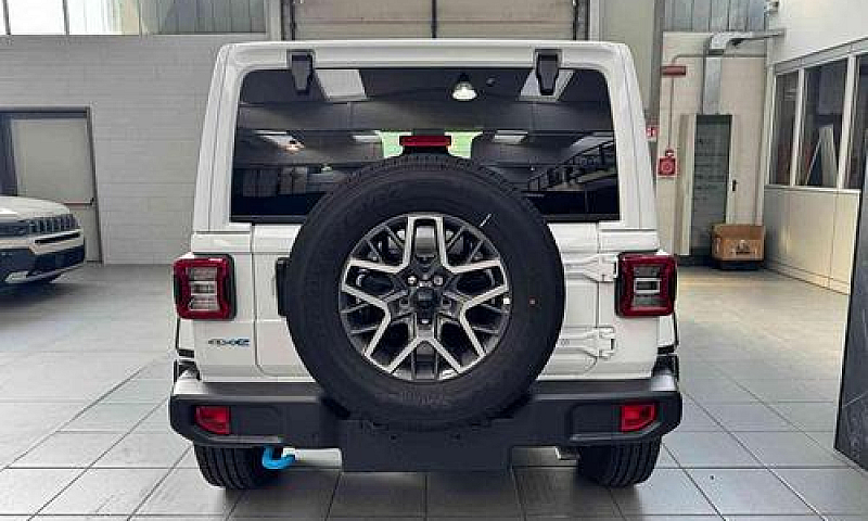 Jeep Wrangler Unlimi...