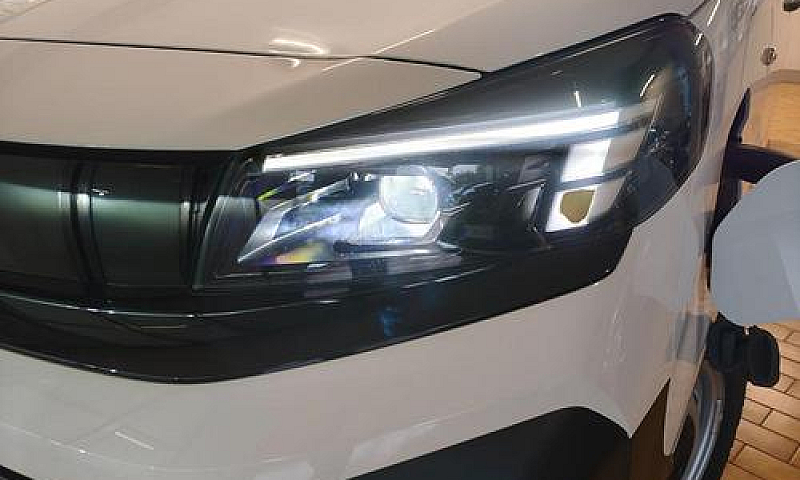 Opel Vivaro Elettric...