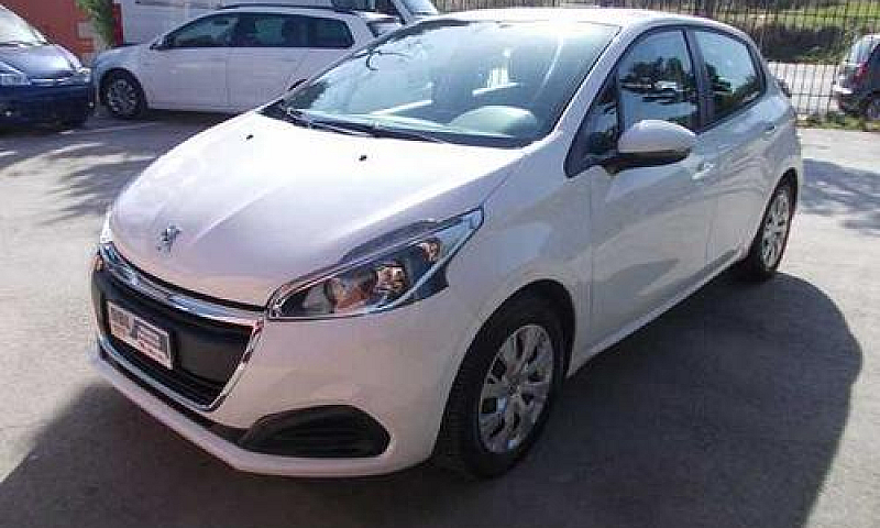 Peugeot 208...
