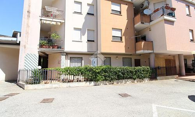 3 Locali A Montalto ...