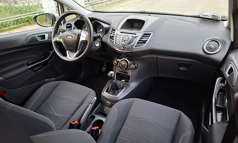 Ford Fiesta 1.4 Benz...