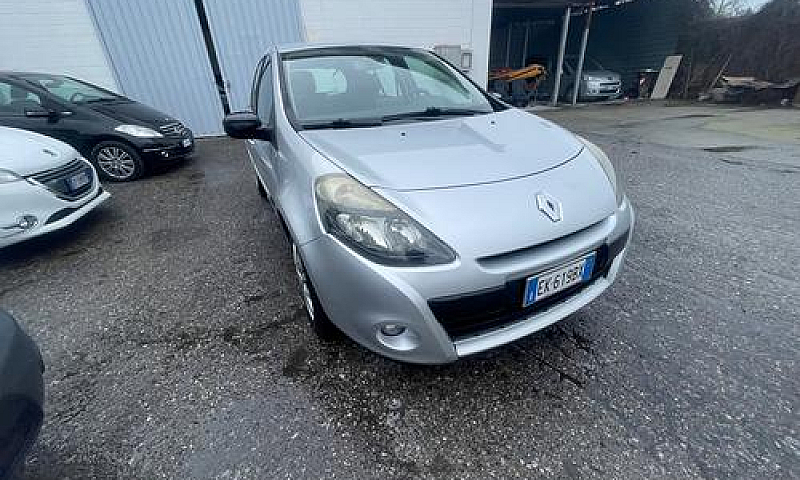 Renault Clio 1.2 16V...