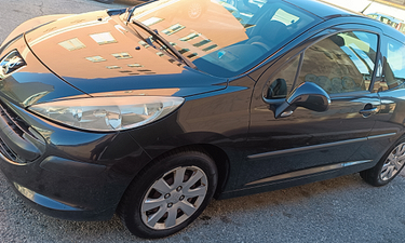 Peugeot 207 1.4 8 V ...