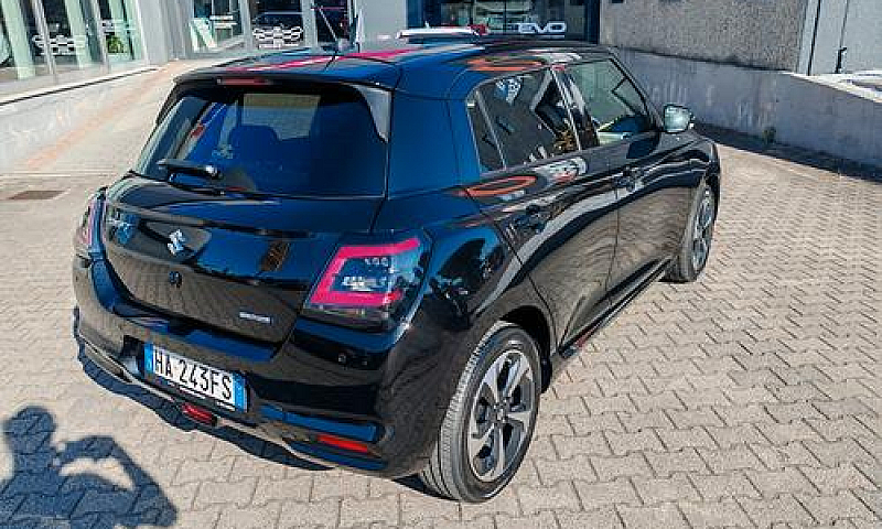 Suzuki Swift 1.2 Hyb...