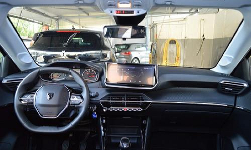 Peugeot 208 Puretech...