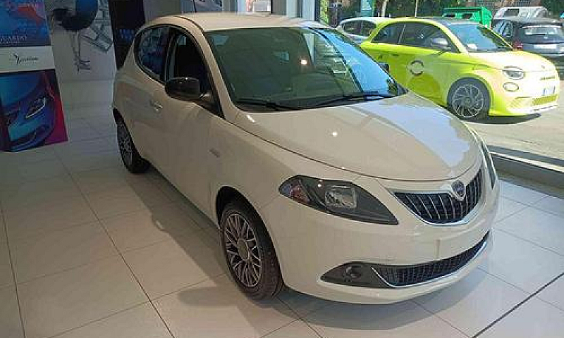 Lancia Ypsilon 1.0 F...