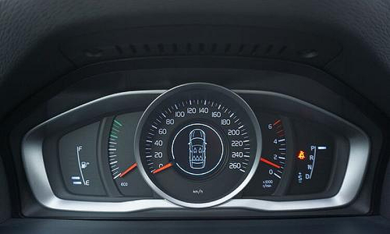 Volvo V60 D2 Geartro...