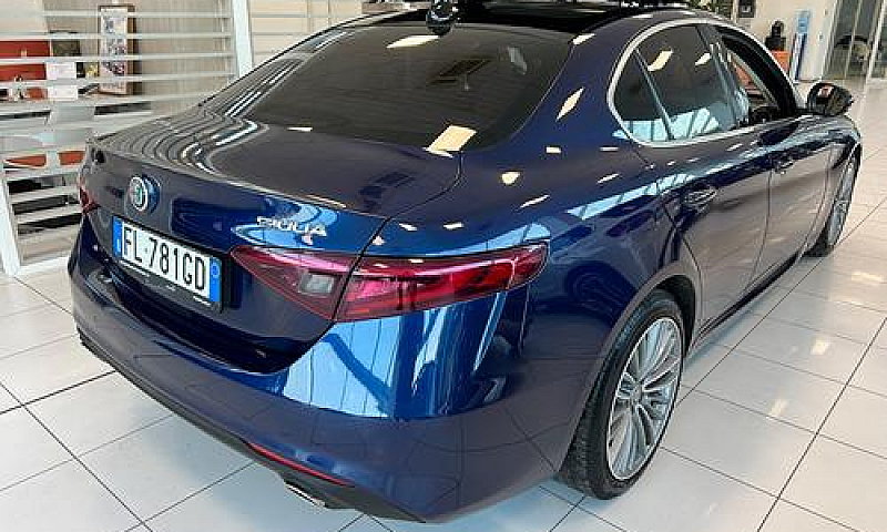 Alfa Romeo Giulia 2....