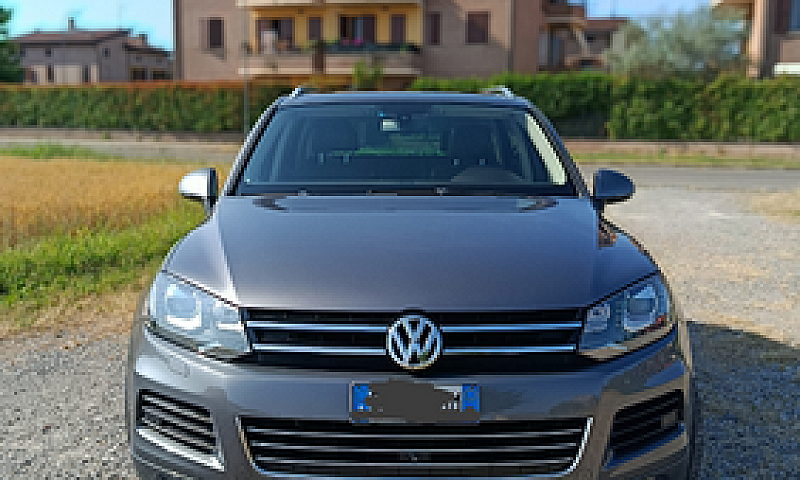 Volkswagen Touareg 3...