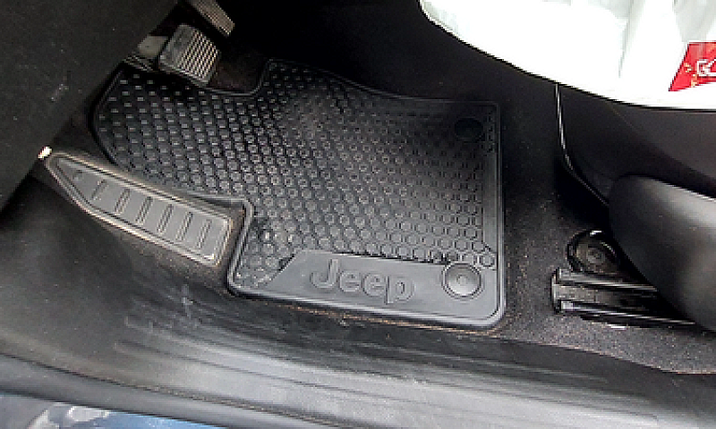 Jeep Renegade 4Xe Tr...