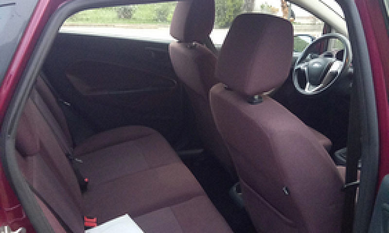 Ford Fiesta 1.4 Benz...