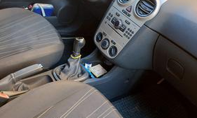Opel Corsa 1,2...