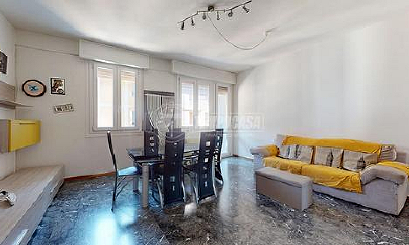Trilocale Con Balcon...