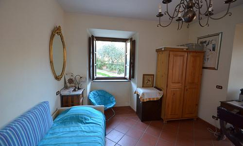 Privato Vende Porzio...