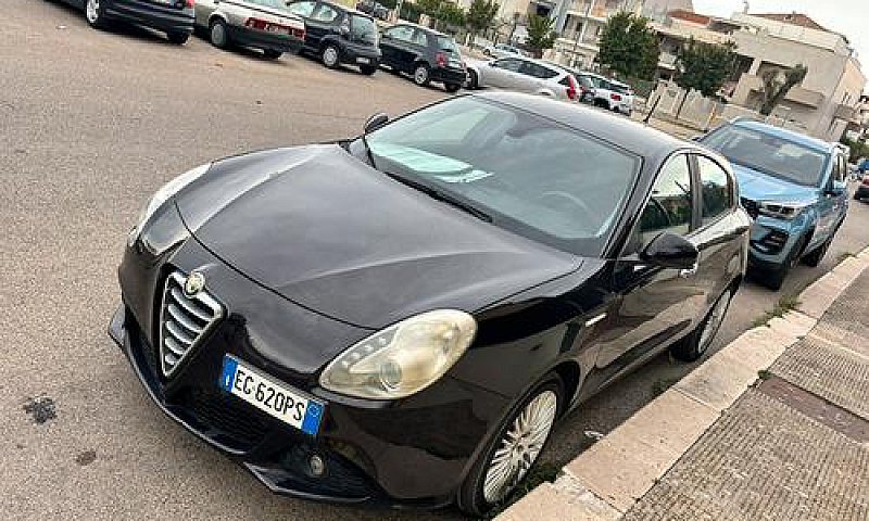 Alfa Romeo Giulietta...