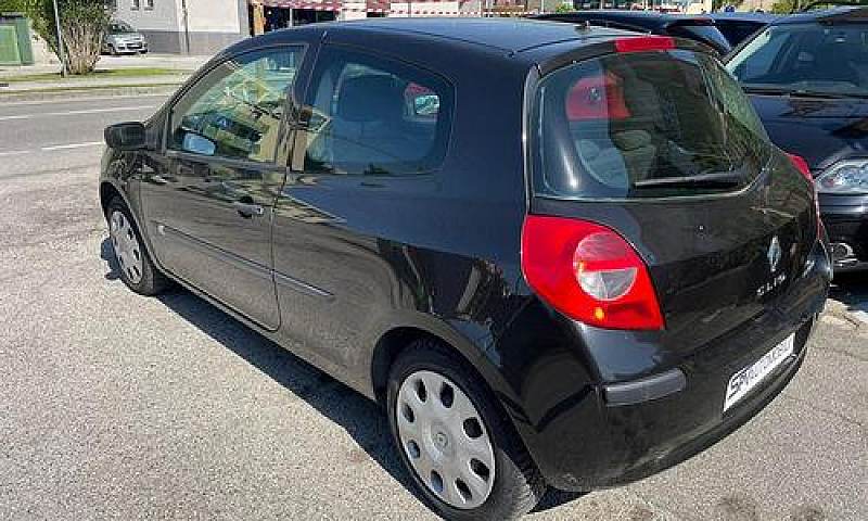 Renault Clio 1.2 16V...