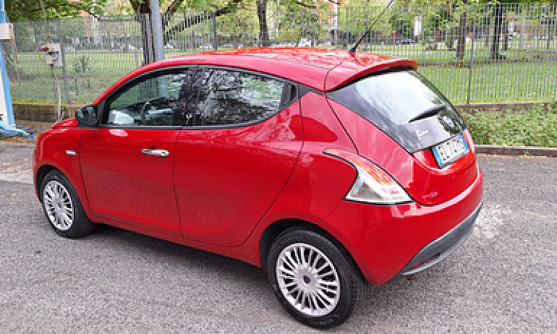 Lancia Ypsilon Cambi...