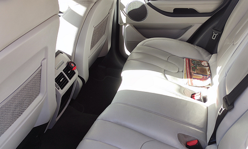 Range Rover Evoque 2...