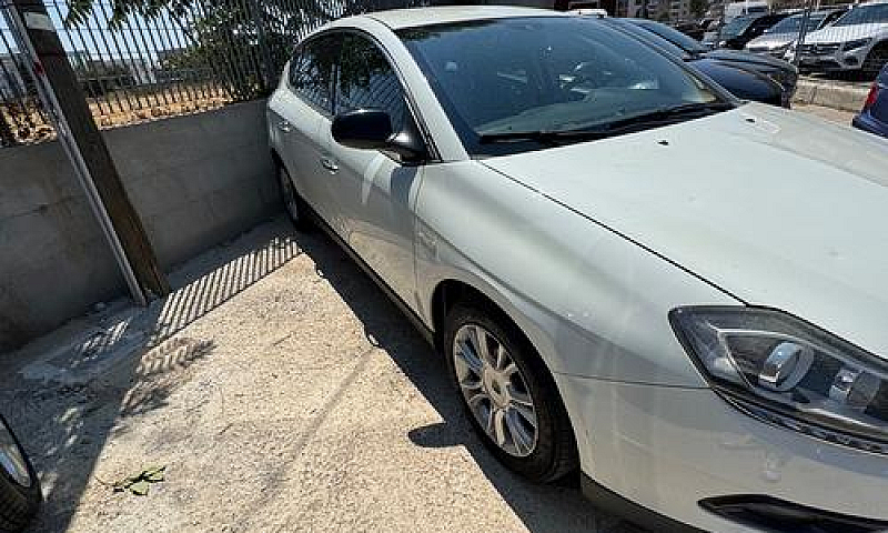 Lancia Delta 1.4 T-J...