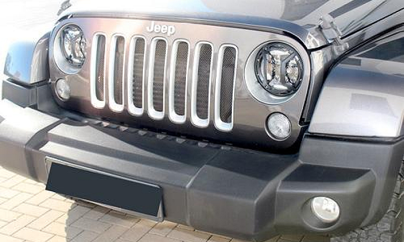 Jeep Wrangler Unlimi...