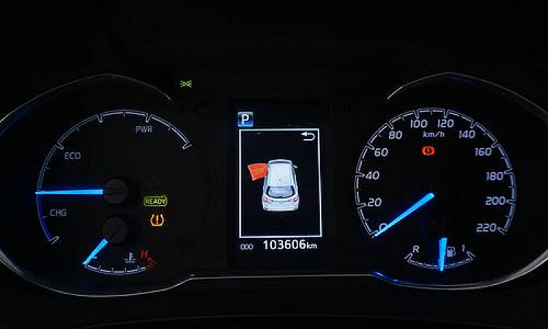 Toyota Yaris Hybrid ...