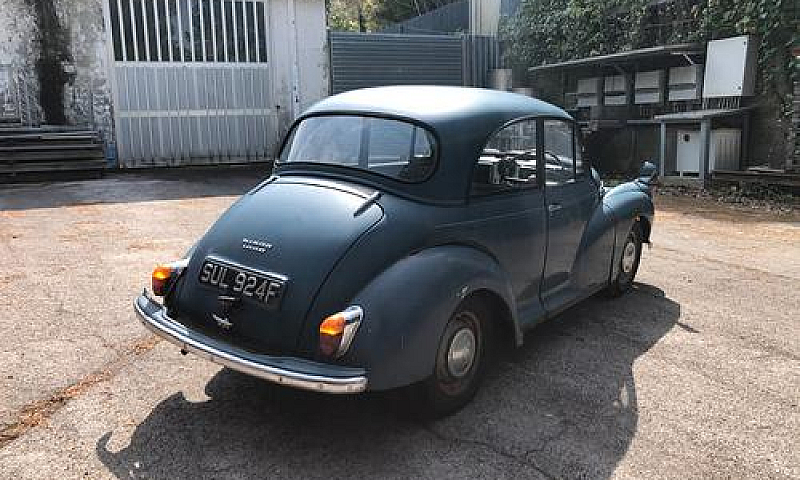 Morris Minor...