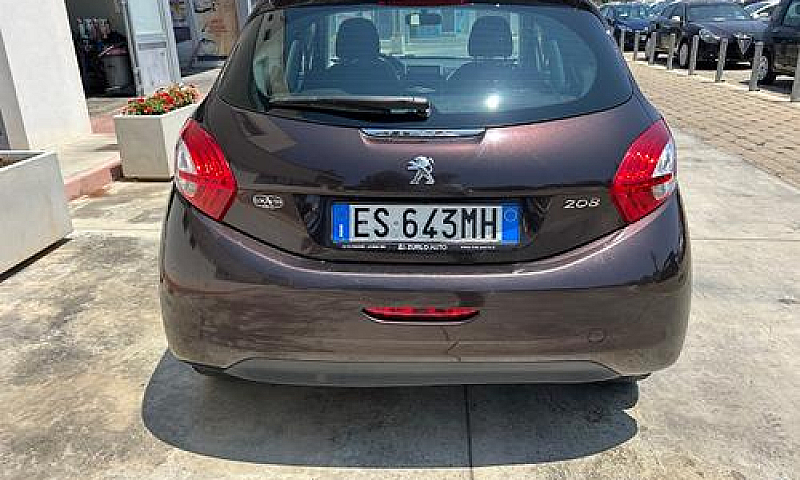 Peugeot 208 1.4 Hdi ...