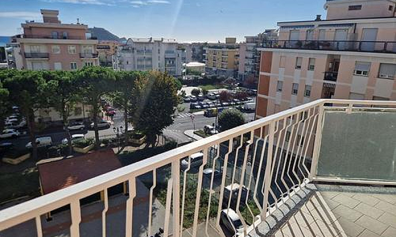 Appartamento Albenga...