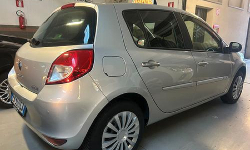 Renault Clio 1.2 16V...