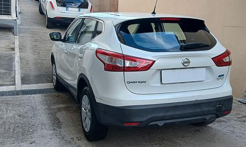 Nissan Qashqai 1.5 D...
