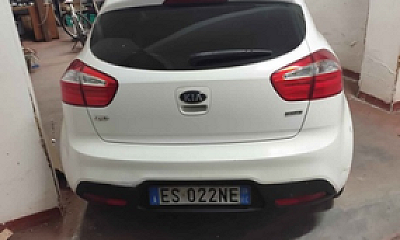 Kia Rio 1.4 Crdi 5P ...