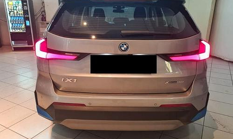 Bmw Ix1 Xdrive 30...