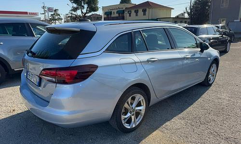 Opel Astra 1.6 Cdti ...