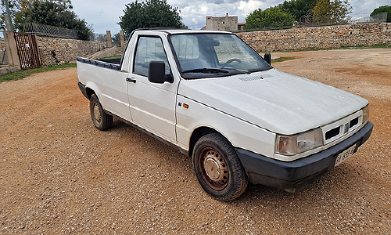 Fiat Fiorino Pick Up...
